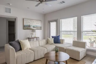 Image de Feel@Home I Rosenberg I Lakeview