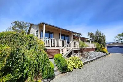 Image de Te Anau Mountain Views