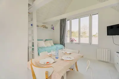 Image de Appartement 'La Cabane des Goélands Rieurs' avec terrasse privée, balcon et Wi-Fi