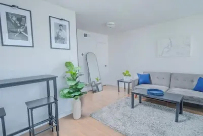 Image de Midtown, Gated Parking, Keyless entry