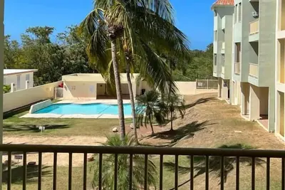 Image de 3-bedroom condo in family-friendly Combate - Minutes to the beach