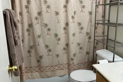 Image de 3-Bedroom Townhome in Central Texas - Fully Furnished, including all utilities.