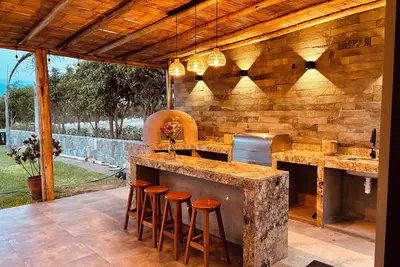 Image de 4-bedroom chalet in charming Pachacamac with WiFi