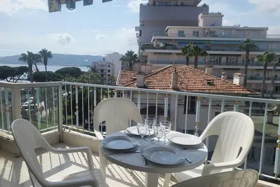 Image de Le Cambridge 3 Pieces Climatisation Internet Terrasse Parking