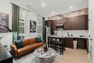 Image de Walk to Everything in Old City- Ada compliant unit! Old City Philadelphia