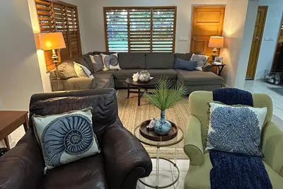 Image de Surf Retreat: Spacious 6-bedroom house with Ac, WiFi in charming Sonasali, Nadi