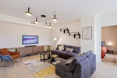 Image de Spacieux 4 chambres avec balcon agréable