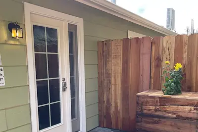 Image de Spacious 1 Bedroom, 1 or 2 beds, Yosemite-Mariposa Guest Suite B