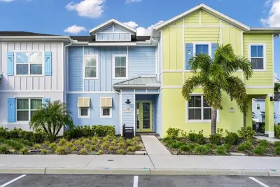 Image de Comfy Villa near Disney with Margaritaville Resort & Island H20 Access - 8155cp