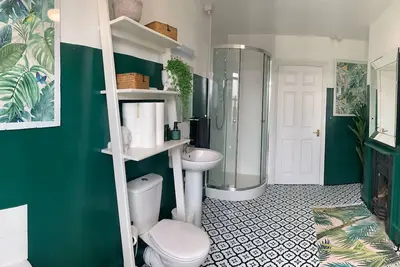 Image de Avon View | Wessex Quarters