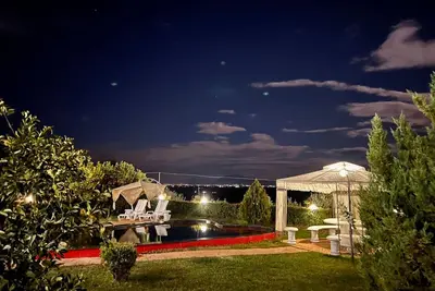 Image de Luxurious Villa with 7 Bathrooms – Perfect for Holidays and Unforgettable Events
