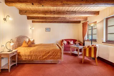 Image de Chambre 'Vinotel 12' avec jardin partagé, Wi-Fi et climatisation