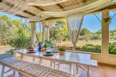 Image de Maison tranquille avec terrasse