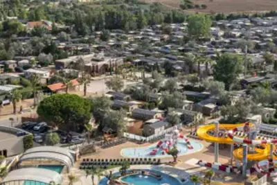 Image de Mobilhome neuf tout équipé (homair). 3 ch 6 couchages. Torreilles plage