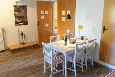 Family-friendly vacation apartment with terrace and proximity to the sea