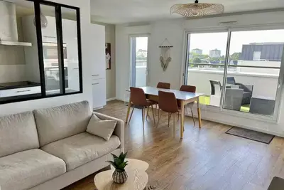 Image de T3 Vannes avec terrasse et parking