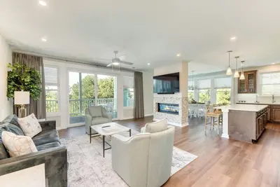 Image de Pearl Point - Serene Retreat, Large End Unit, Peaceful Views