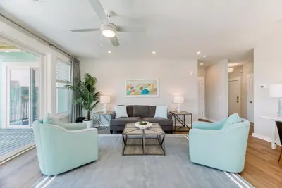 Image de Turquoise Tide - Spacious End Unit, Sound Views & King En Suite