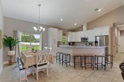 Image de 4-bedroom 2-bathroom charming house in Ocala with Ac, WiFi. Enjoy your stay