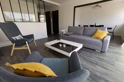 Image de Les jardins des remparts 6pers -Parking Privé et Proximité du Port