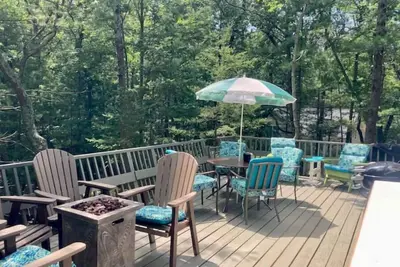 Image de Cottage in the woods-Lake Mi access