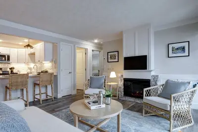 Image de Elegant Charm in Anchorage