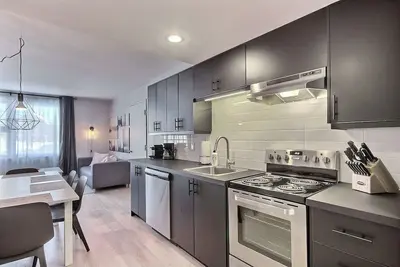 Image de Le Skieur | Mont St-Anne | Piscine & Sauna | Ac