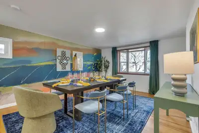 Image de 4br Near Denver-Enjoy Air hockey-Ping Pong-Pool table-Mini Golf-Yoga- Sleeps 10