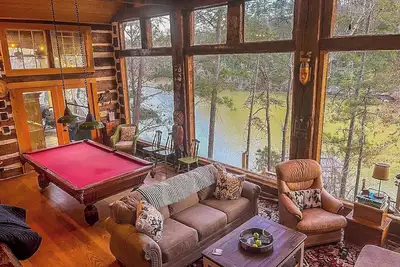 Image de Clear Creek Rustic Cabin - Coming Soon!