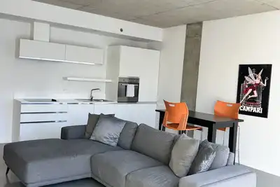 Image de C-01 Cozy 2 Floor 2 Beds  Industrial Design Apt