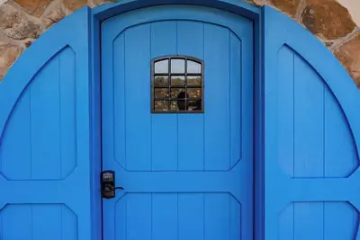 Image de Shiners Shire of the Forgotten Forest, Kodak Tn close to Douglas Lake