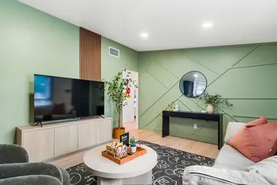 Image de Fun Retreat near Disney - Game room - King bed