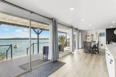 Image de Views Hood Canal Private Beachfront Retreat, Hot Tub, Kayaks, Olympic Park