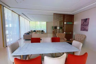 Villa 5 suites piscine chauffée