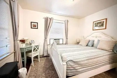 Image de Vallejo 1br Adorable Cottage by the Napa River