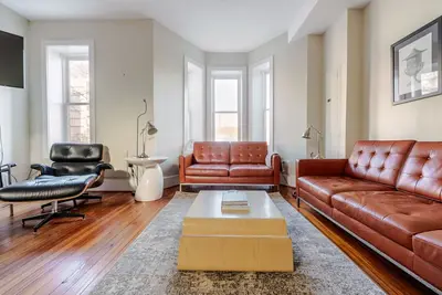 Image de Blueground | Dupont Circle, garden & w/d, nr park