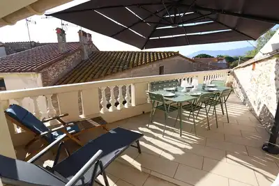 Image de Superbe maison 3 étoiles avec terrasse 8mins des plages