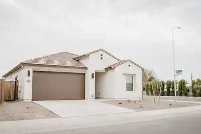 Image de Spacious 4-bedroom house in Glendale