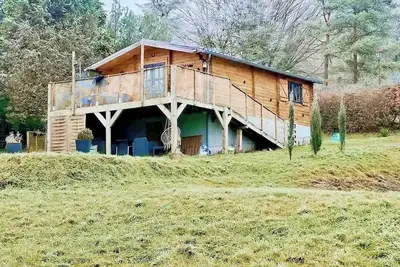 Image de Le chalet près du lac