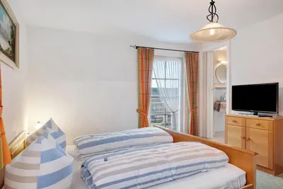 Image de Chambre 'Doppelzimmer 1' avec Terrasse partagée, Balcon et Wi-Fi
