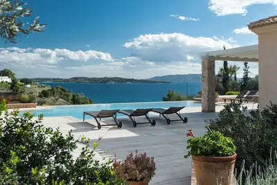 Image de Villa Chrysanthemum Pool-Seaview, near Portoheli, Ermioni, Spetses, Hydra Island