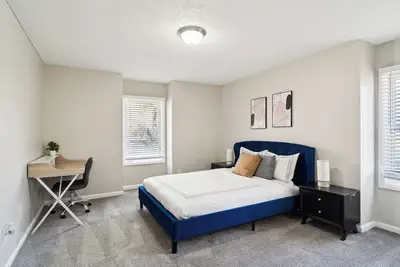 Image de Elite at Cityview 19a I Spacious 2Bed 1. 5 Bath