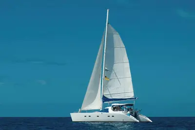 Image de Sail on a Unique Catamaran - Explore Authentic Villages & calm Waters