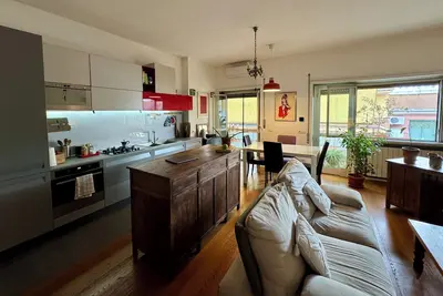 Image de Francis's House: light, space and relaxation in Rome, one stop from Staz. Trastevere.