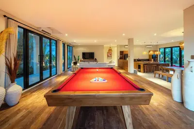 Image de Spacious 6br villa with 17m pool in Berawa Canggu