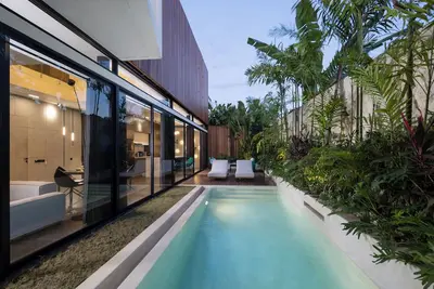 Image de Sleek modern 2br in the heart of Canggu