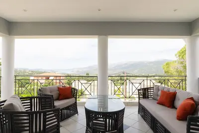 Image de Vasilopoulos Residences - 2nd floor 2 bedroom Apt Neso