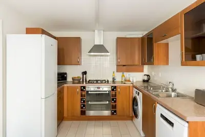 Image de Pass the Keys | Modern & stylish family home | private garden