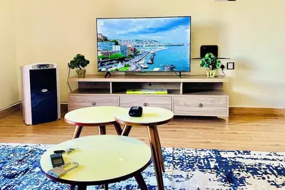 Image de Tranquil Lakefront Haven