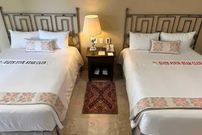 Image de Spectacular Ocean View 2-bedroom condo with Ac, WiFi in exclusive Cabo San Lucas